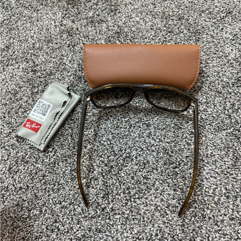 Ray-Ban RB4147 Boyfriend Sunglasses Havana Tortoise Frame Brown Gradient Lenses - Picture 2 of 7